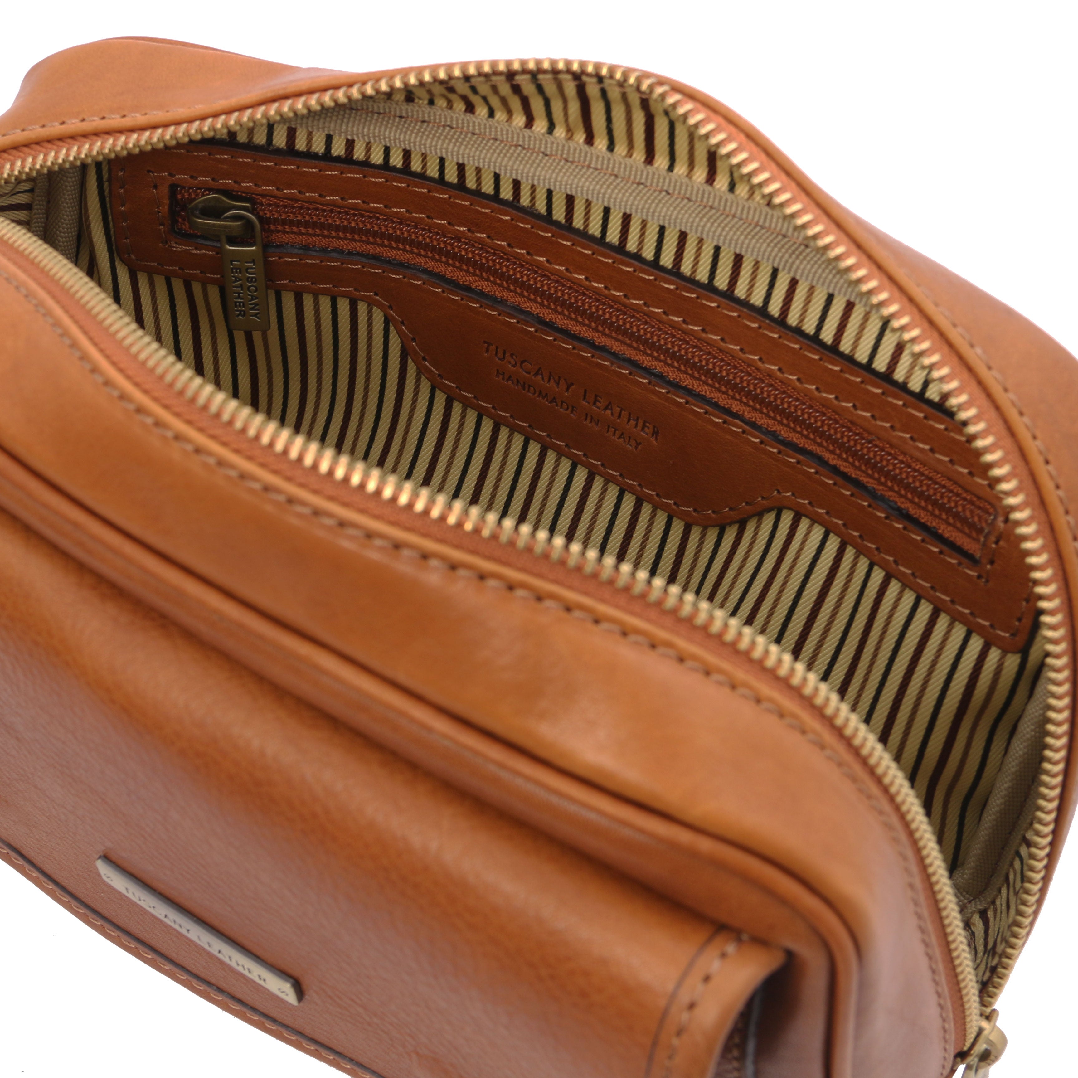 IVAN Leather Handy Wrist bag