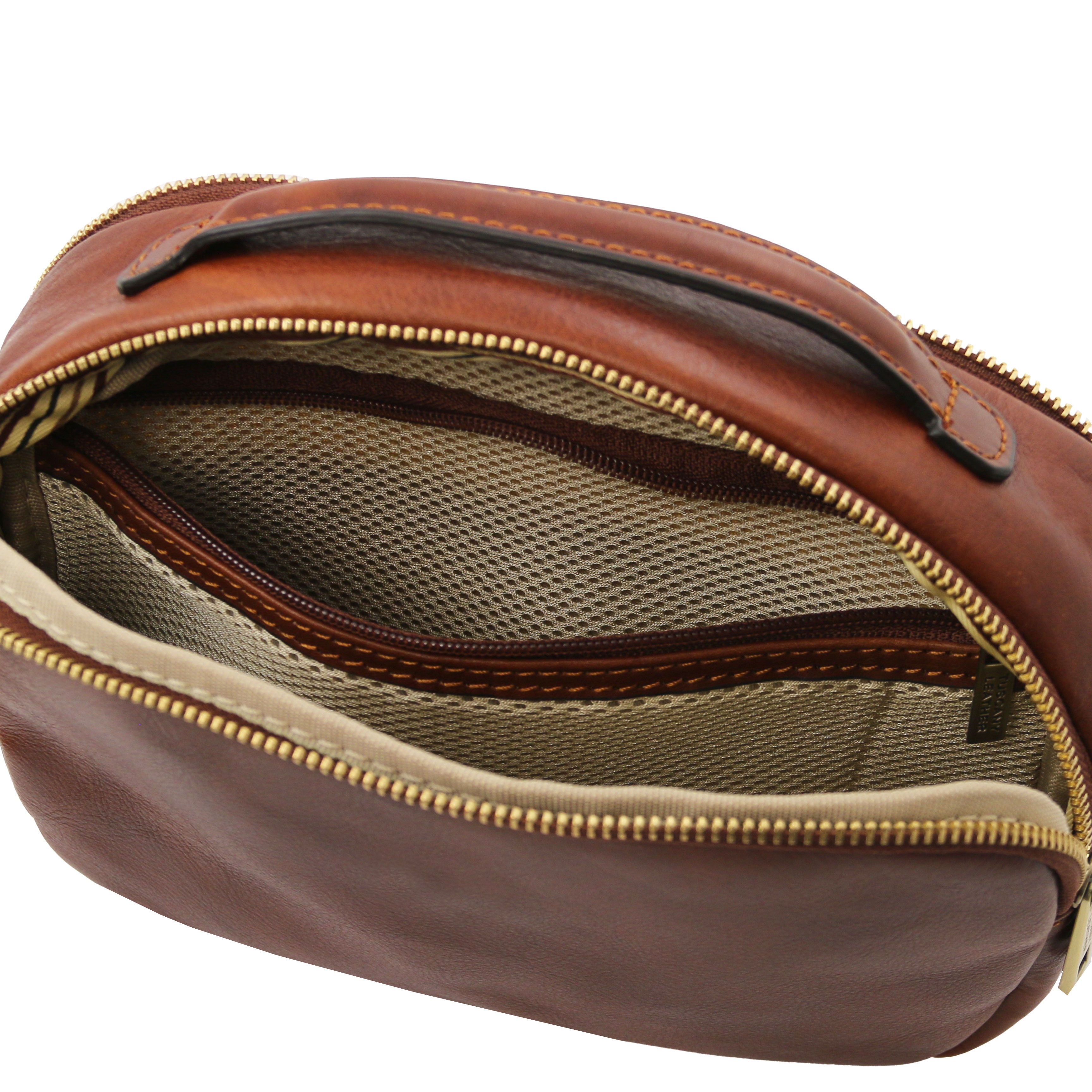 MARVIN Leather Toiletry bag