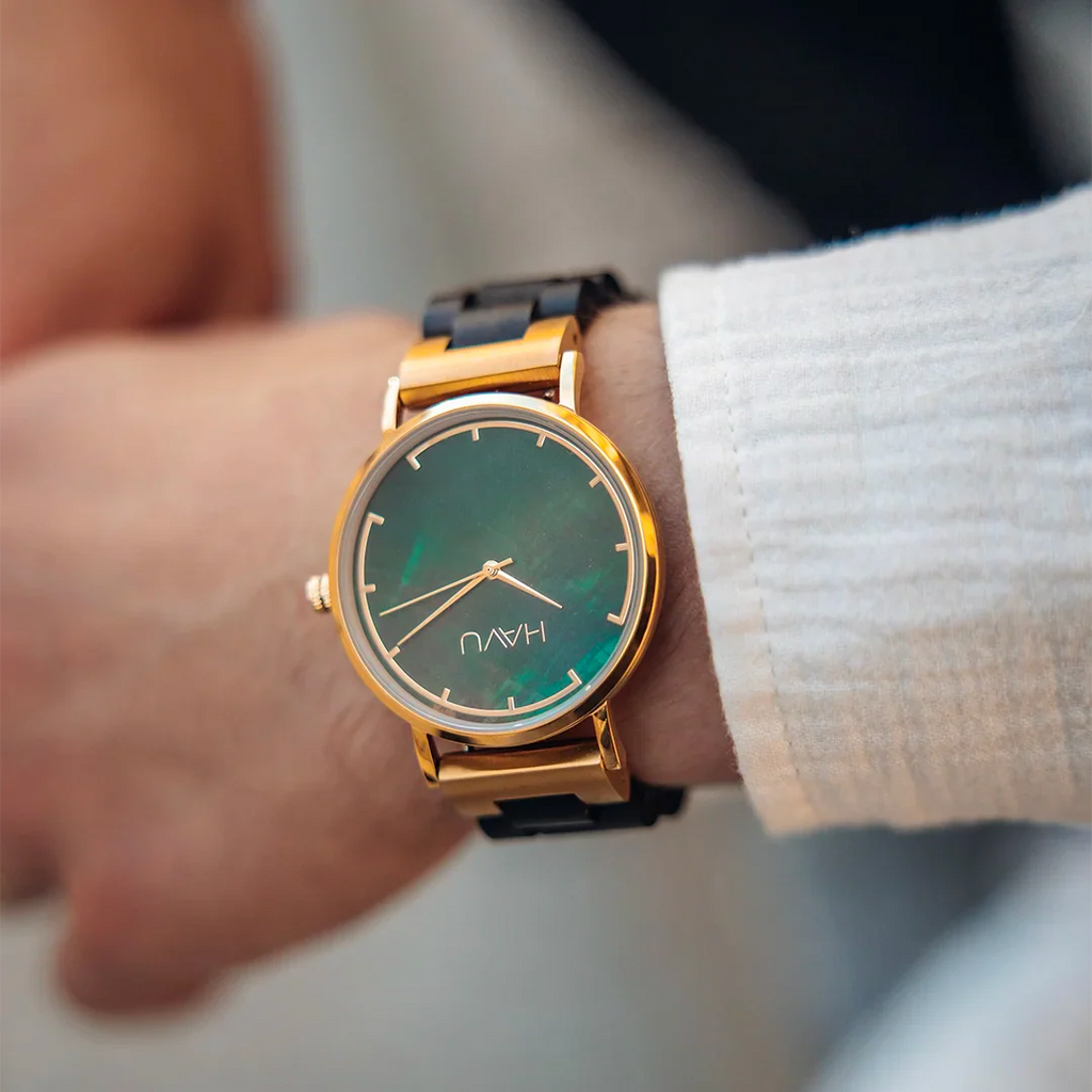 Revontuli 40 mm Watch